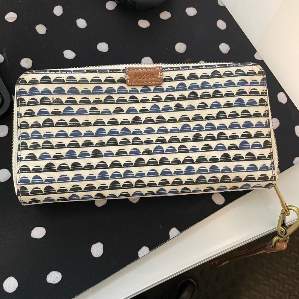 Fossil Wallet